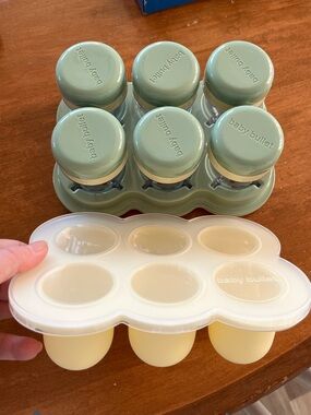 Baby Bullet Accessories : little food jars and a silicone freeze tray
